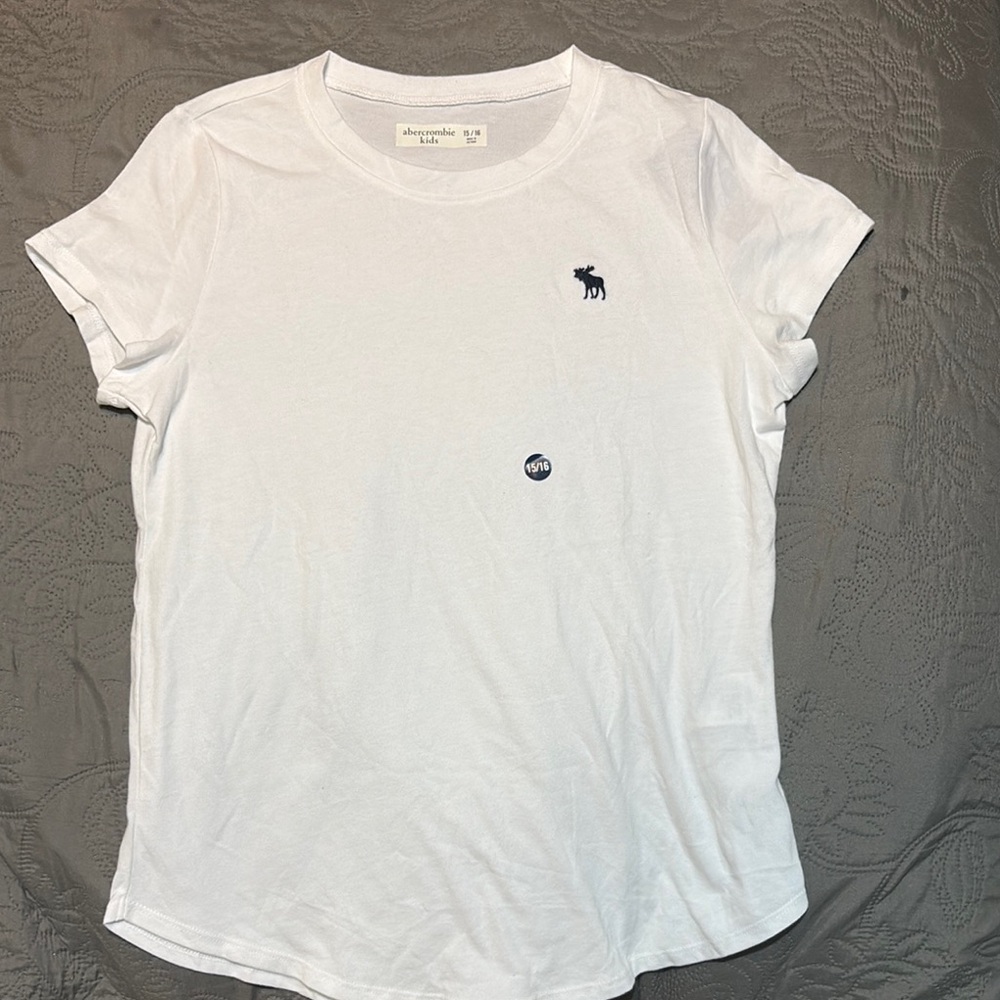 Abercrombie Kids White Fitted Short Sleeve Tee